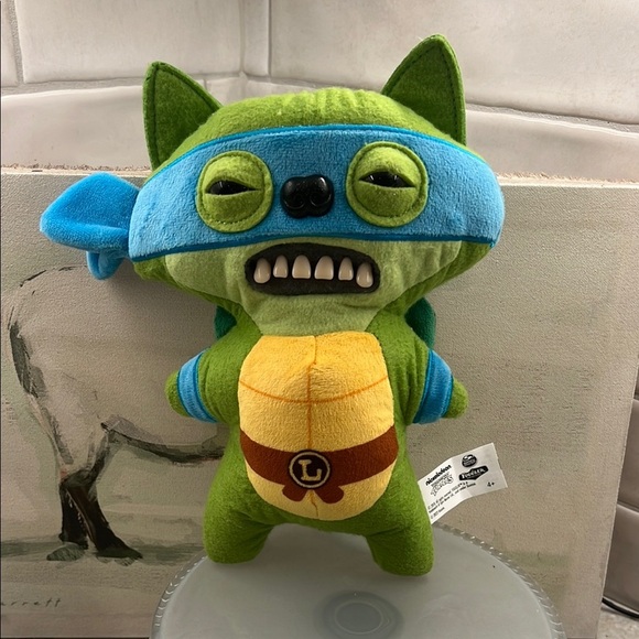 The Teenage Mutant Ninja Turtles Limited Edition Fuggler - Leonardo - Picture 1 of 4